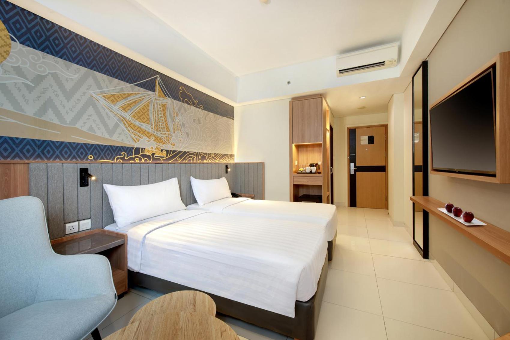 Aston Inn Pantai Losari Makassar Exterior foto
