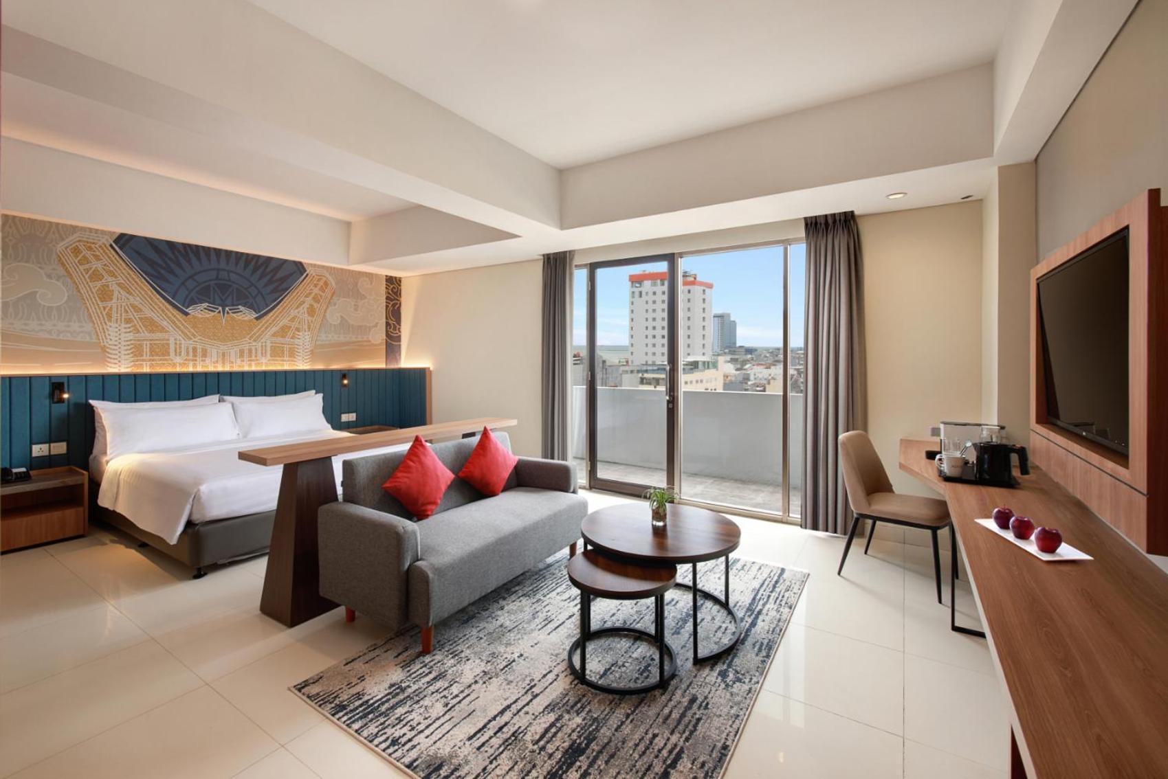 Aston Inn Pantai Losari Makassar Exterior foto