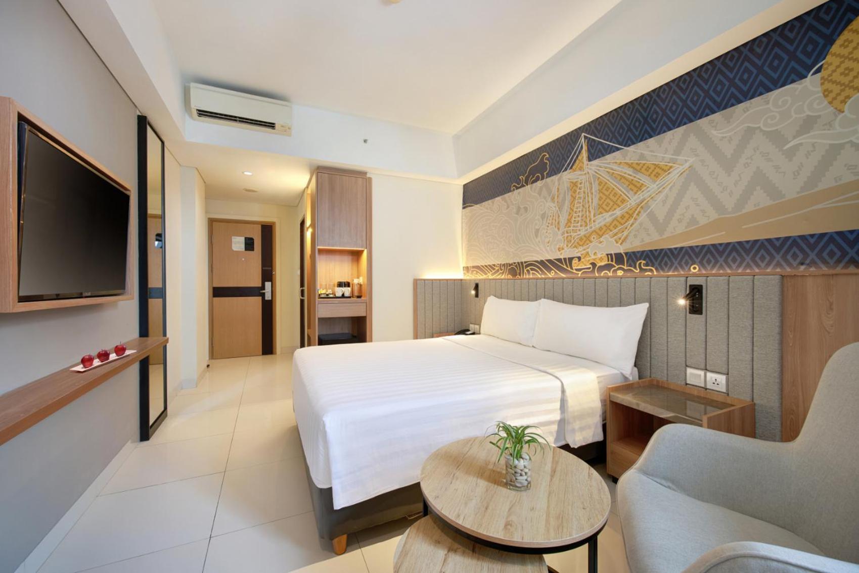 Aston Inn Pantai Losari Makassar Exterior foto