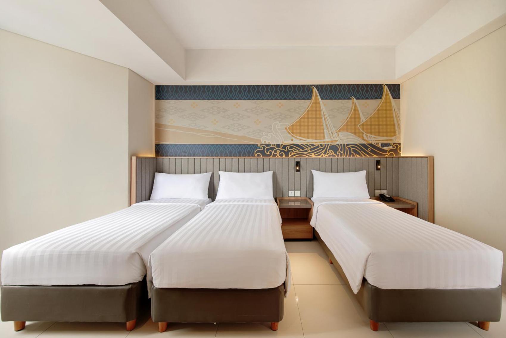 Aston Inn Pantai Losari Makassar Exterior foto