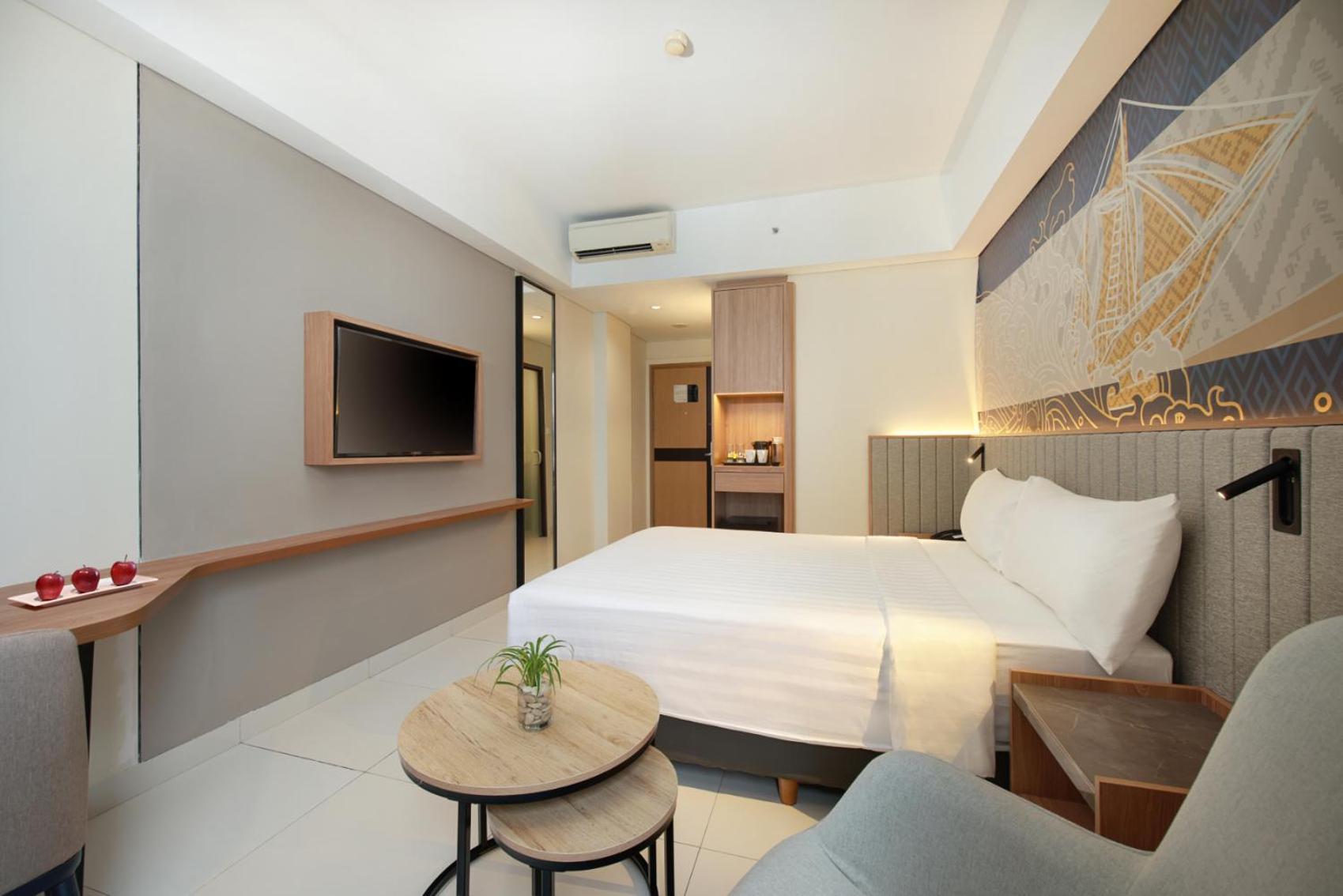 Aston Inn Pantai Losari Makassar Exterior foto