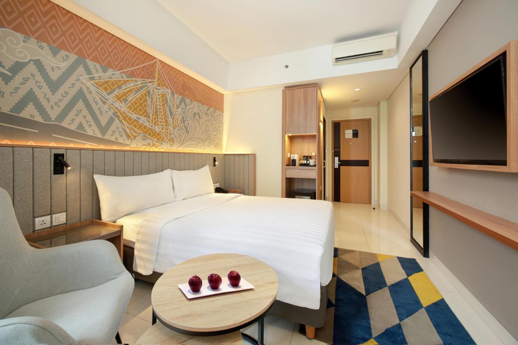 Aston Inn Pantai Losari Makassar Exterior foto